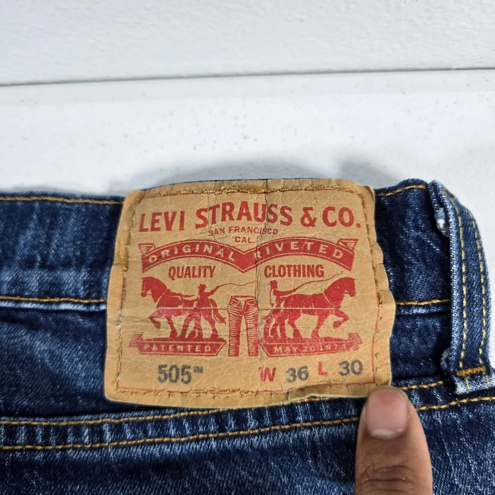 Levis 505 Regular Fit Dark Wash Indigo Straight Leg Jeans Mens 36x30 Stretch